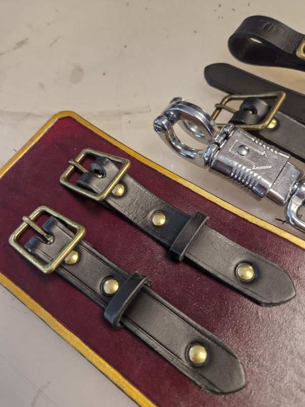 20260625_124039 Rênes à la ceinture