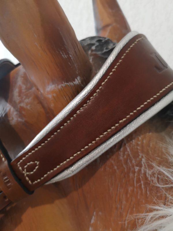 Têtière semi-mesure